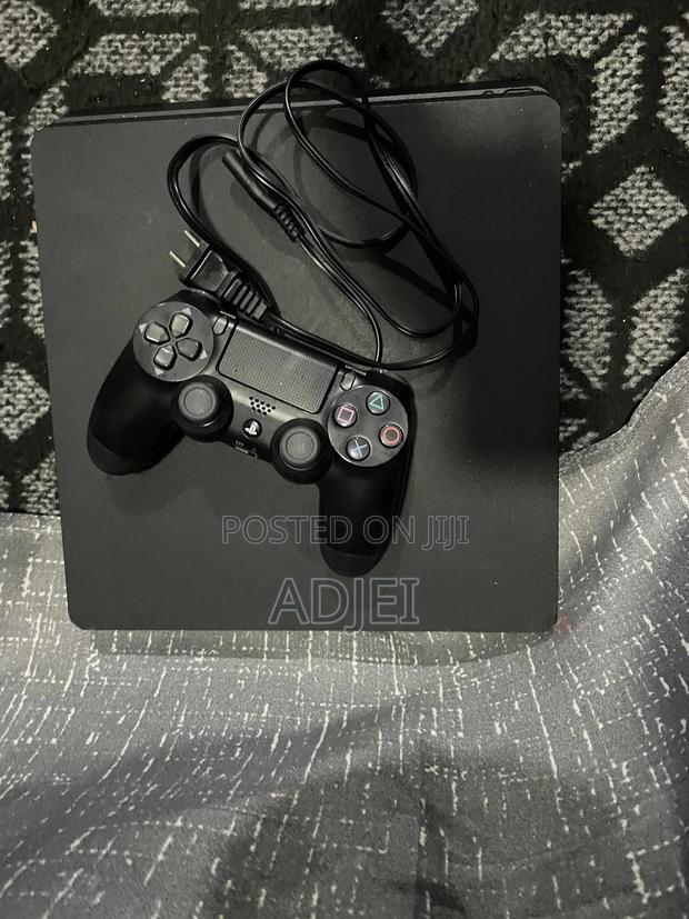 Usa Used Playstation 4 Slim With 4 Games