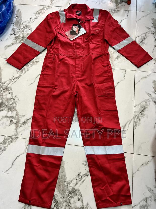 Safety Coverall / Boiler Suit Or Fire Resistant Coverall photo 2