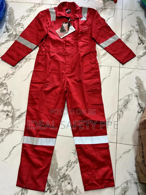 Safety Coverall / Boiler Suit Or Fire Resistant Coverall photo 4