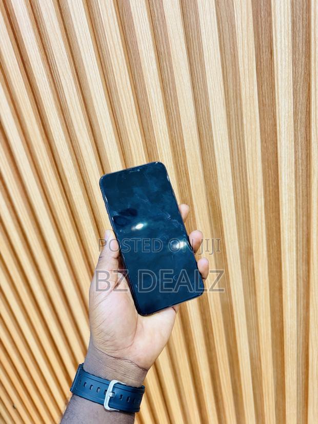 Apple iPhone 11 Pro Max 256 GB Black photo 4