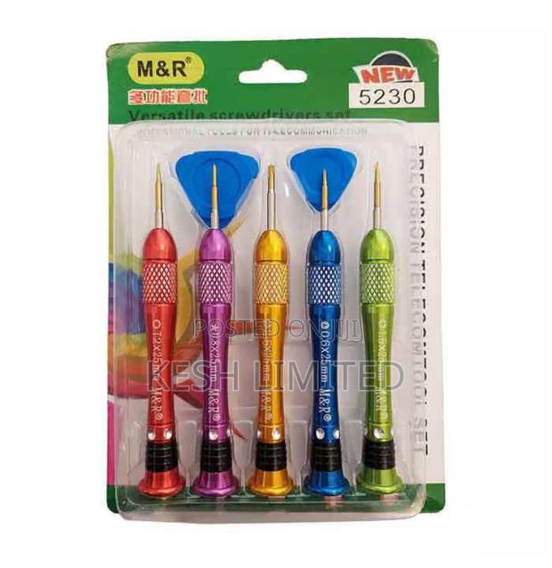 Versatile iPhone Screwdriver Set photo 3