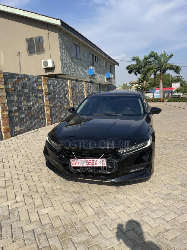 Honda Accord Sport (2.0L 4cyl Turbo 6M) 2019 Black