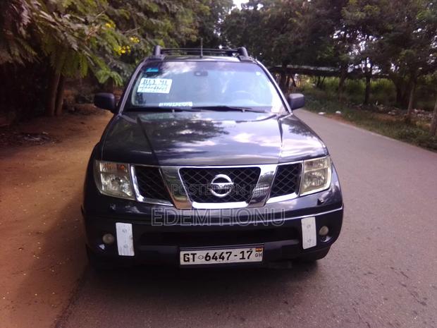 Nissan Navara 2.5 Automatic 2006 Black