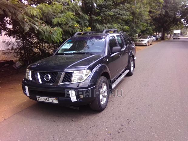 Nissan Navara 2.5 Automatic 2006 Black