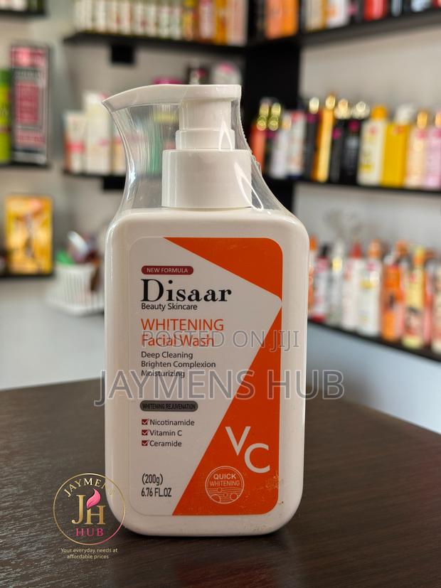 Disaar Anti Aging and Whitening Facial Wash · Photo 2