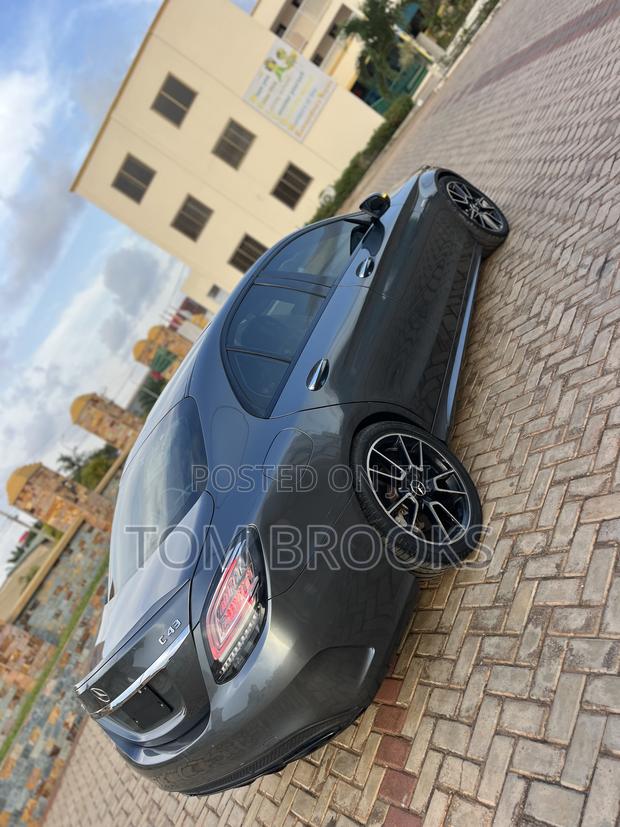 Mercedes-Benz C43 4Matic Sedan AWD (3.0L V6 9AM) 2017 Gray