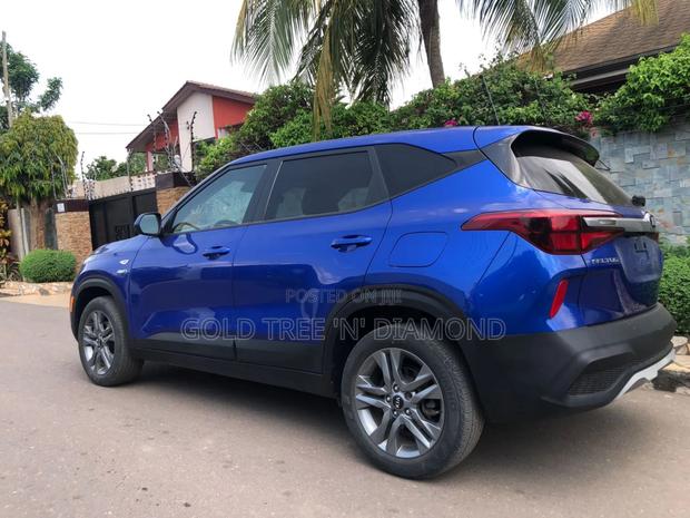 Kia Seltos 2021 Blue photo 3