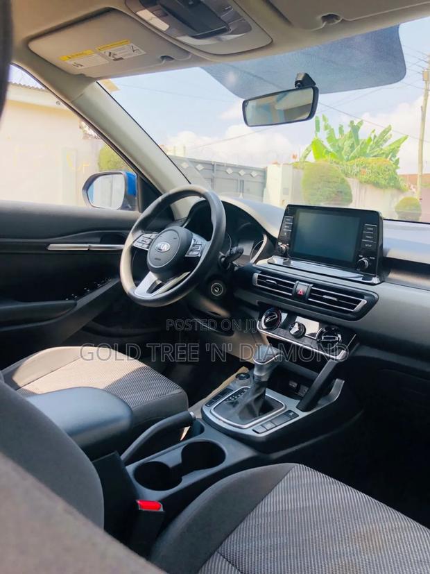 Kia Seltos 2021 Blue photo 9