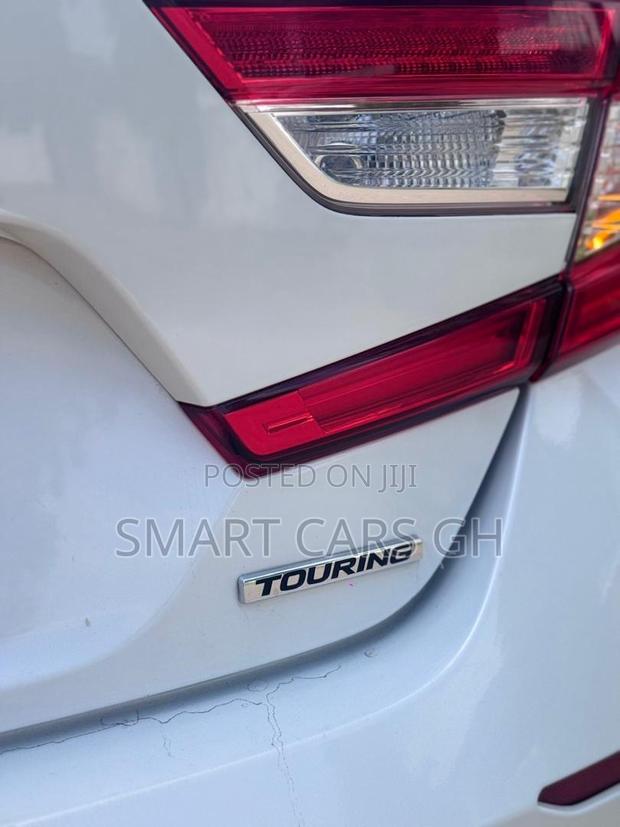 Honda Accord 2019 White