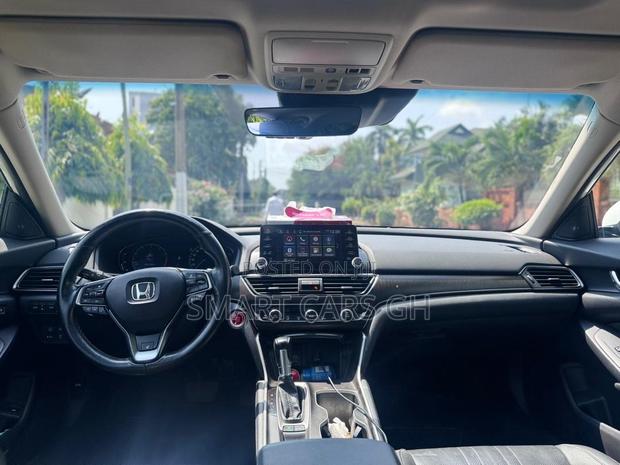 Honda Accord 2019 White