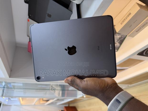 Apple iPad Pro 11 (2018) 256 GB Gray