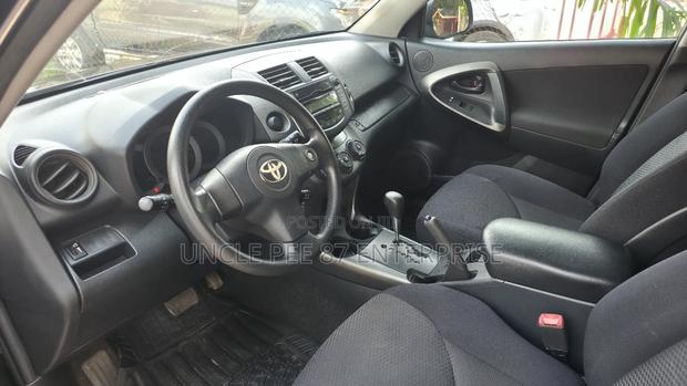 Toyota RAV4 2.5 Limited 4x4 2012 Black photo 6