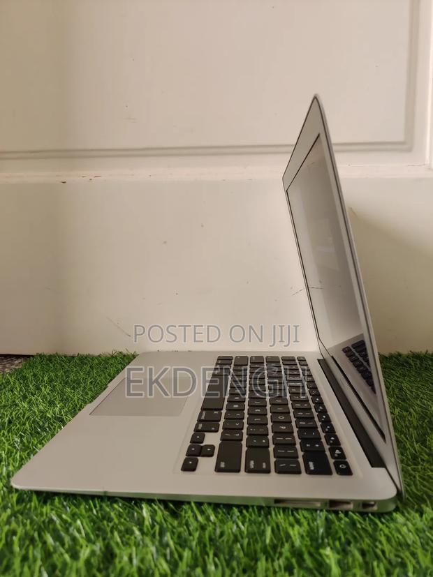 Laptop Apple MacBook Air 2017 8GB Intel Core I5 SSD 256GB photo 5