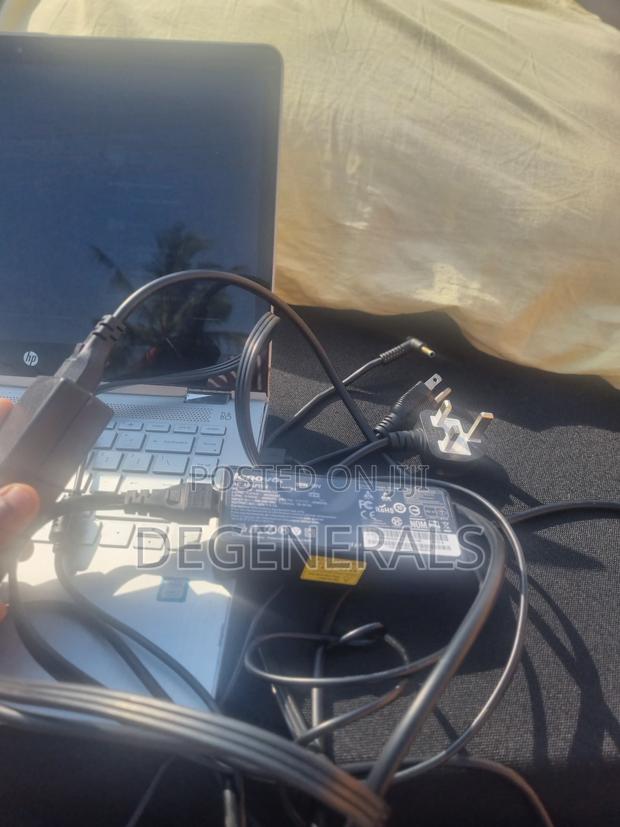 Laptop Chargers Hp, Lenovo, Dell,Samsung,Acer and More photo 4