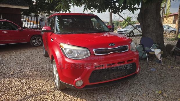 Kia Soul + 4dr Wagon (2.0L 4cyl 6A) 2014 Red photo 2