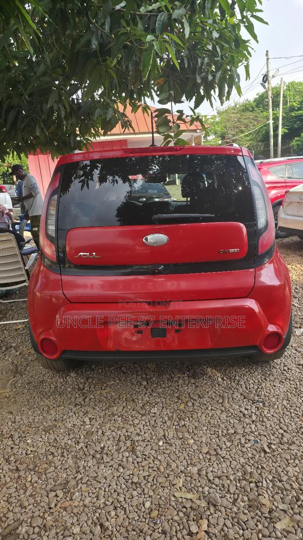 Kia Soul + 4dr Wagon (2.0L 4cyl 6A) 2014 Red photo 5