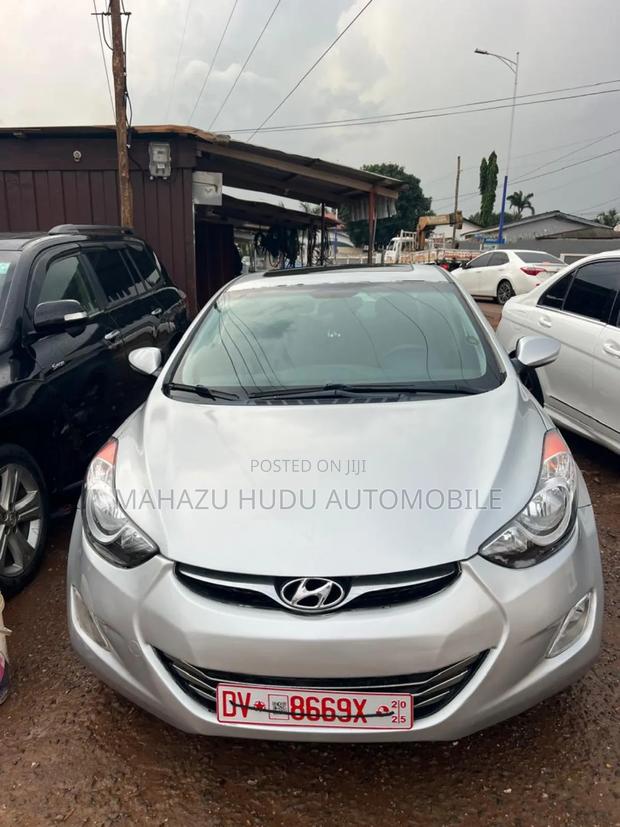 Hyundai Elantra GLS 2012 Silver