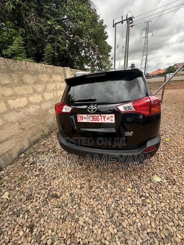 Toyota RAV4 LE 4dr SUV (2.5L 4cyl 6A) 2015 Black