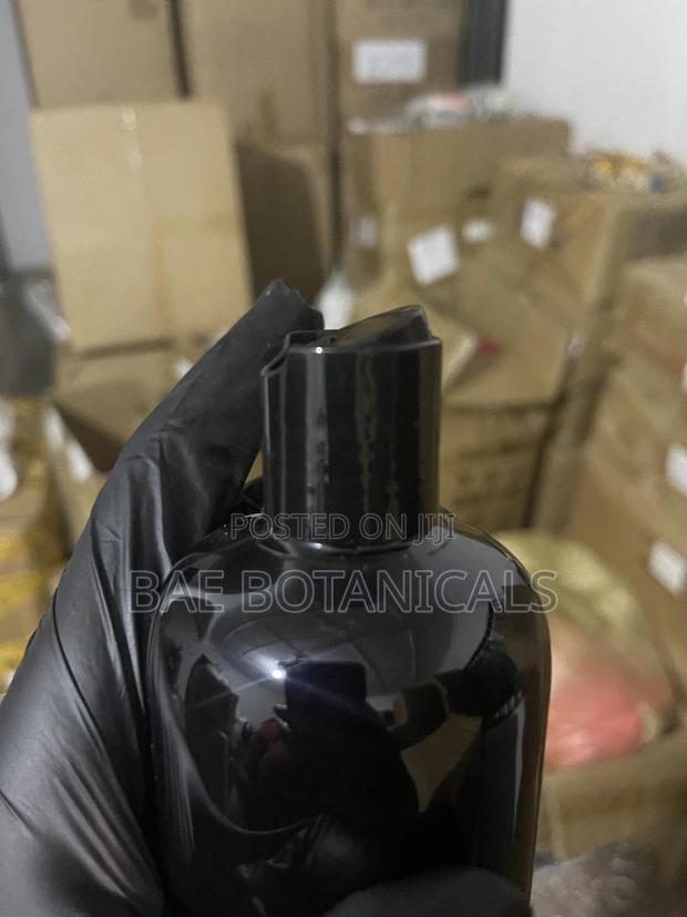 500ml Black Bottle With Press Lid photo 2