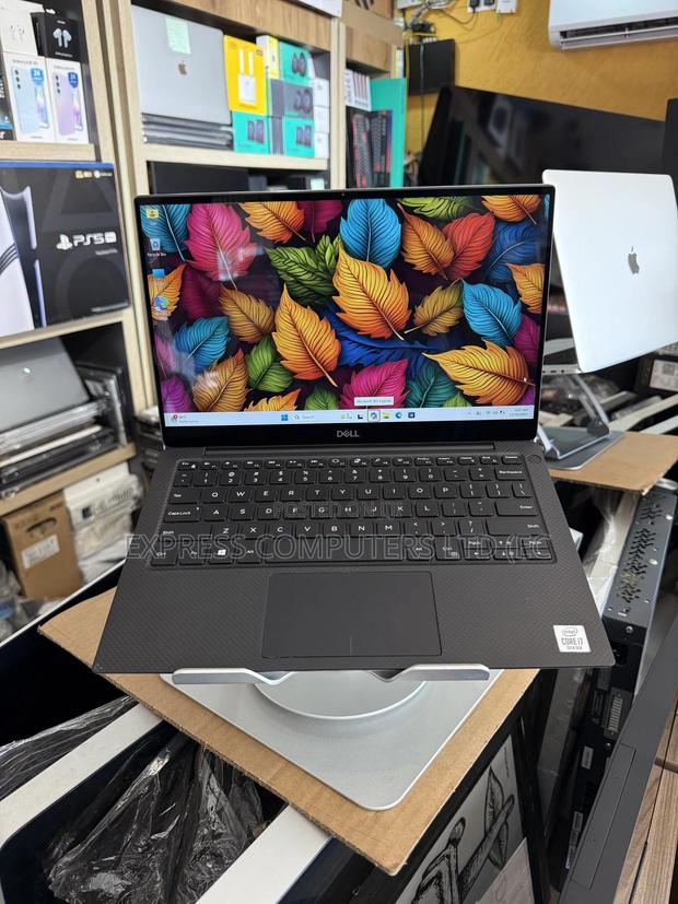 Laptop Dell XPS 13 7390 16GB Intel Core I7 SSD 512GB