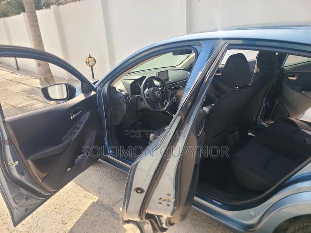 Mazda Demio 2014 Blue