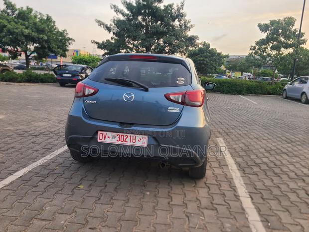 Mazda Demio 2014 Blue