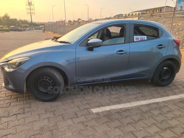 Mazda Demio 2014 Blue