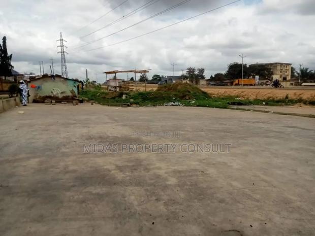 Main Road 500 Sqm Land For Lease At Amasaman Nsawan Highway photo 3
