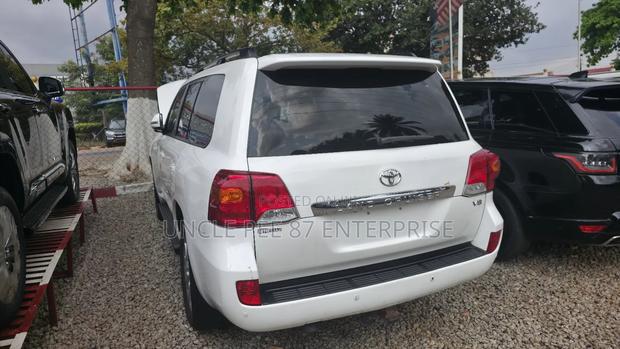 Toyota Land Cruiser 4.5 V8 DSL 2014 White