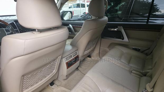 Toyota Land Cruiser 4.5 V8 DSL 2014 White photo 3