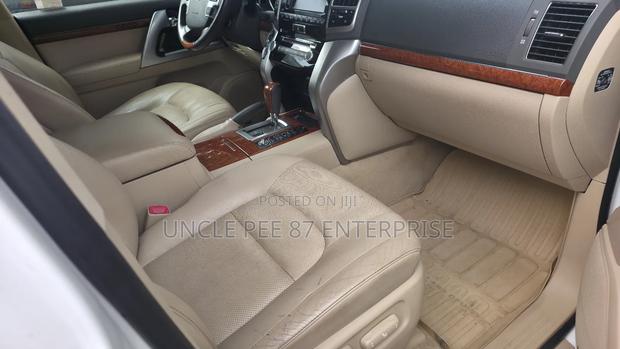 Toyota Land Cruiser 4.5 V8 DSL 2014 White photo 5