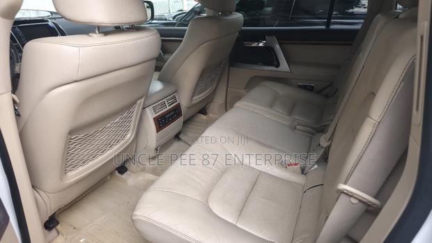 Toyota Land Cruiser 4.5 V8 DSL 2014 White photo 8