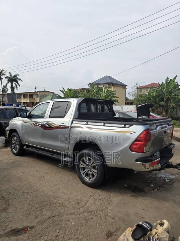 Toyota Hilux Revo Smart Cab Deisel 2.8 AWD 2018 Silver