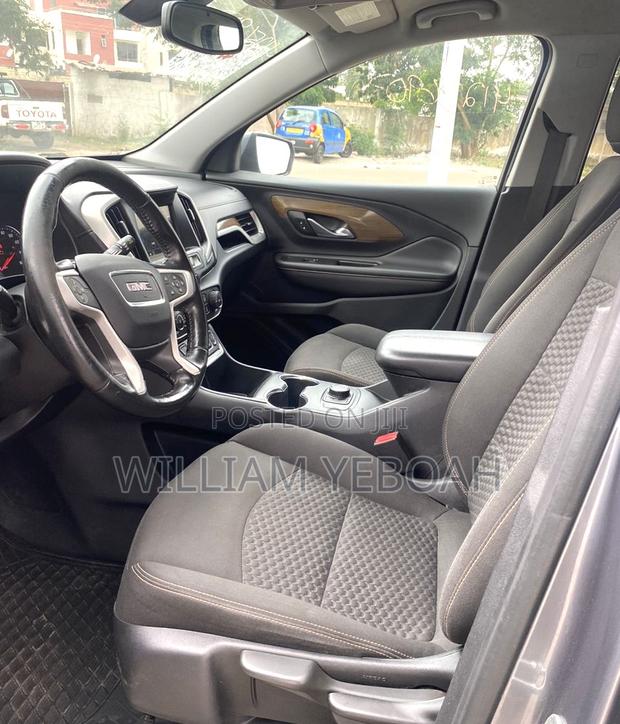 GMC Terrain SLE FWD 2019 Gray