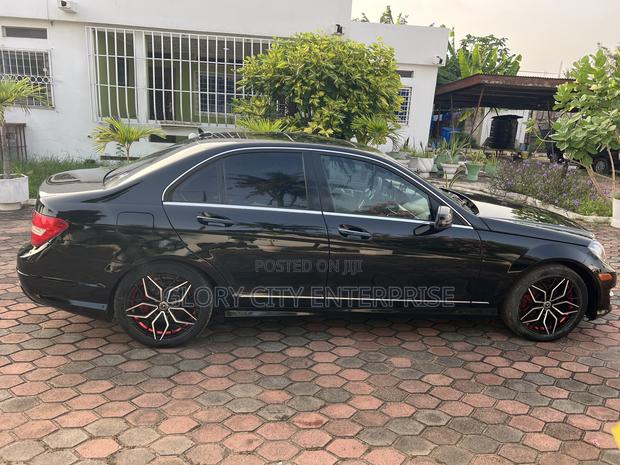 Mercedes-Benz C250 2014 Black