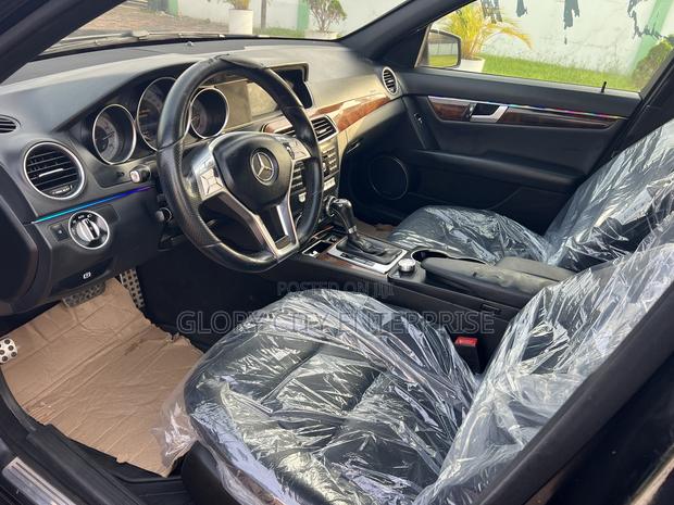 Mercedes-Benz C250 2014 Black