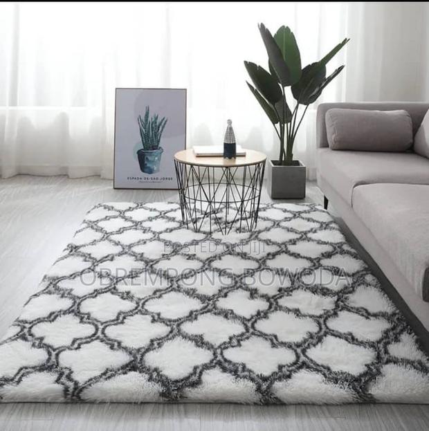Shaggy Floor Center Carpet 180x270