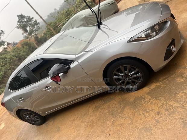 Mazda 3 2016 Gray