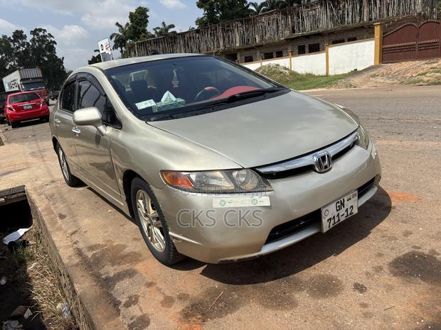 Honda Civic 2007 Gold