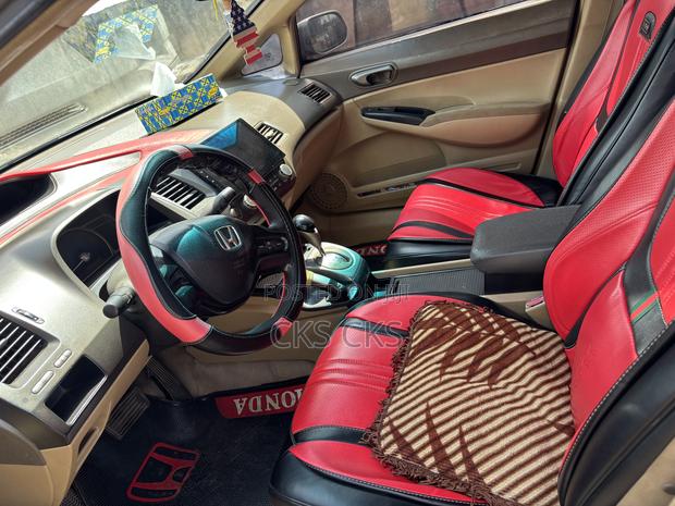 Honda Civic 2007 Gold