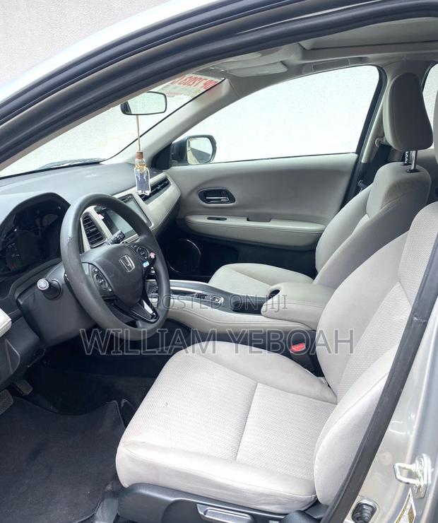 Honda HR-V 4dr SUV (1.5L 4cyl CVT) 2016 Silver