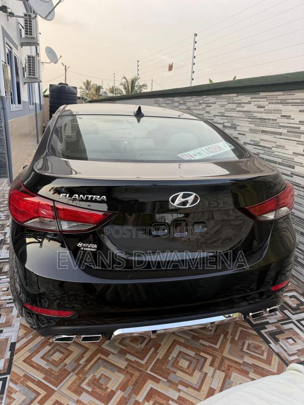 Hyundai Elantra Limited 4dr Sedan (1.8L 4cyl 6A) 2015 Black