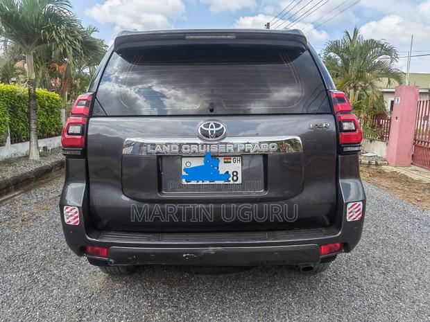 Toyota Land Cruiser Prado 2.7 2018 Brown