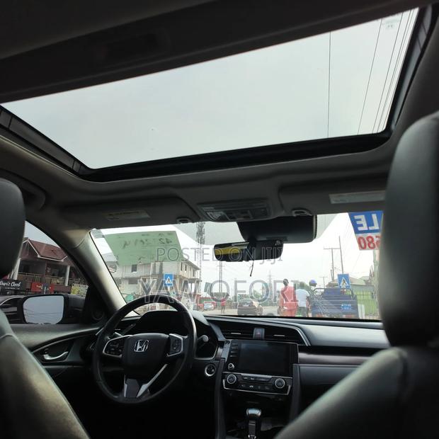 Honda Civic EX-L Sedan 2019 Gray