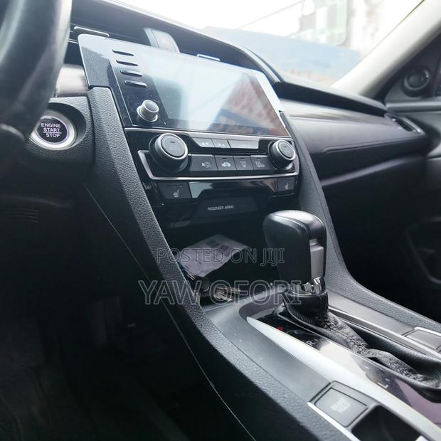 Honda Civic EX-L Sedan 2019 Gray