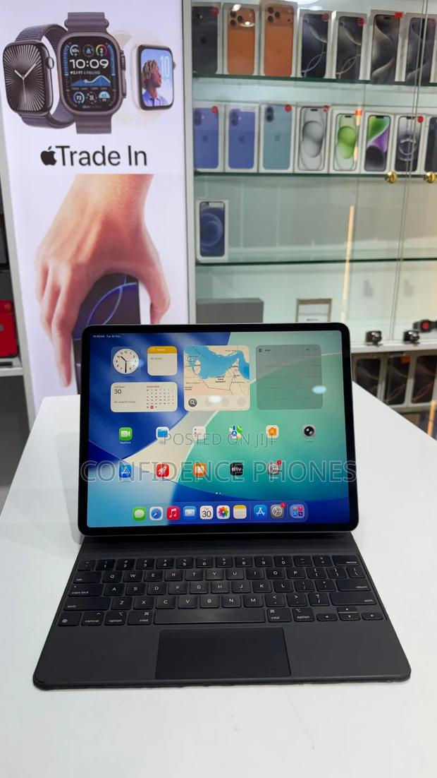 Apple iPad Pro 12.9 (2020) 128 GB Gray