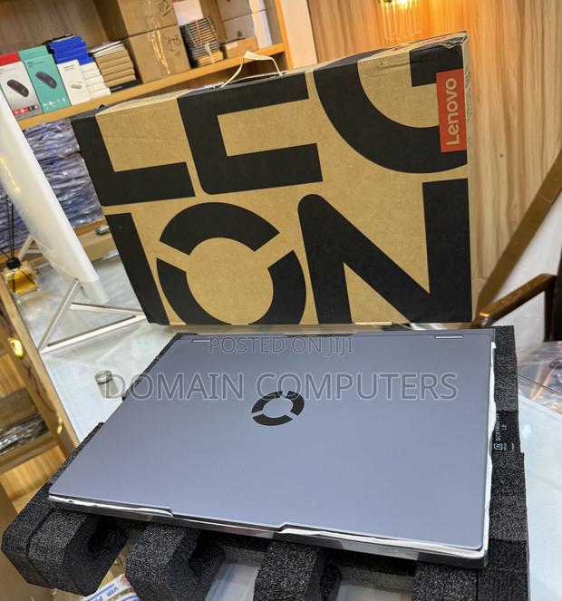 New Laptop Lenovo Legion 5 32GB Intel Core Ultra 9 SSD 1T photo 4