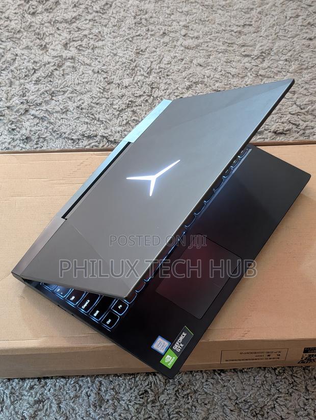 Laptop Lenovo Legion Y730 16GB Intel Core I7 SSD 512GB photo 3