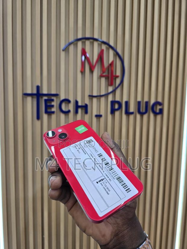 Apple iPhone 14 128 GB Red · Photo 1