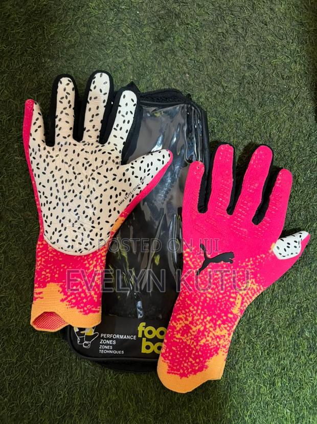 Original Football Gloves · Photo 4